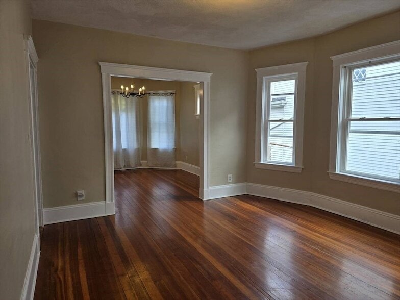 43 Warner St, Unit 2 in Medford, MA - Building Photo