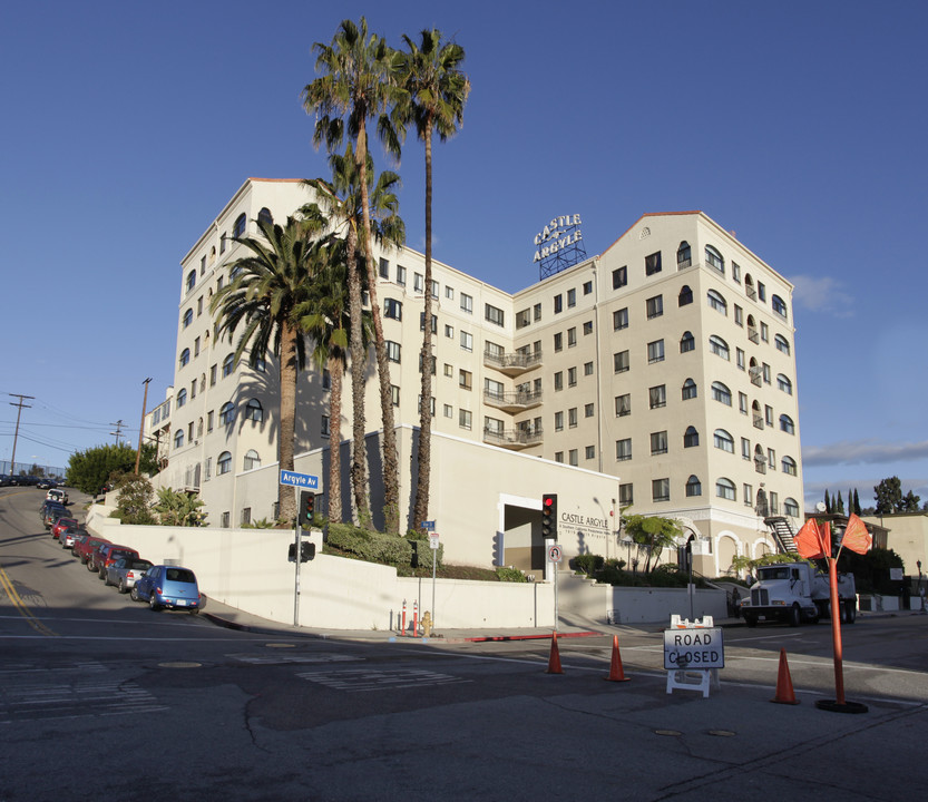 Castle Argyle Apartments in Los Angeles, CA - Foto de edificio