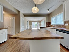 3810 Brasseur Ln in Carmel, IN - Building Photo - Building Photo