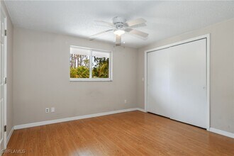 28058 Oak Ln in Bonita Springs, FL - Building Photo - Building Photo