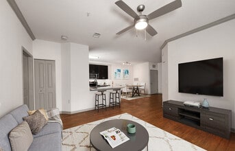 Legacy Cornelius Apartments in Cornelius, NC - Building Photo - Building Photo