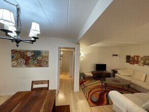 5 Bayard Rd, Unit 100 in Pittsburgh, PA - Foto de edificio - Building Photo