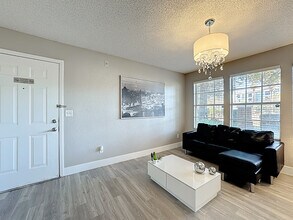 11538 Westwood Blvd in Orlando, FL - Foto de edificio - Building Photo