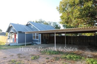309 W Avenue I in Nolanville, TX - Building Photo - Building Photo