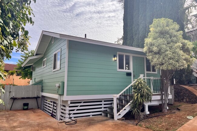 property at 4056 Mahinahina Pl