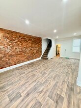 2814 Helen St in Philadelphia, PA - Building Photo - Building Photo