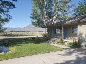 2501 N Round Valley Rd in Bishop, CA - Building Photo - Building Photo