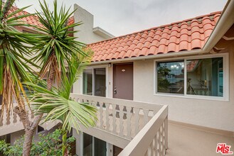 2020 Graham Ave in Redondo Beach, CA - Foto de edificio - Building Photo