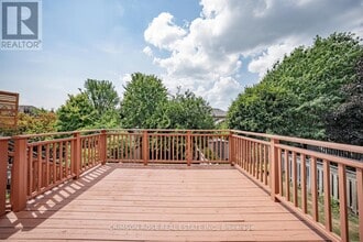 2569 Gill Crescent in Oakville, ON - Building Photo - Building Photo