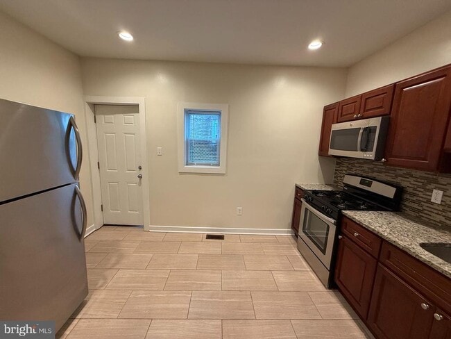 property at 1304 N 25th St