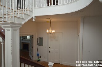 1726 Beacon St in Brookline, MA - Building Photo - Building Photo