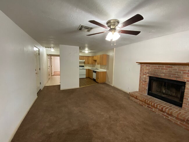 656 Diagonal St in Saint George, UT - Building Photo - Building Photo