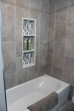 1130 W 35th St in Erie, PA - Foto de edificio - Building Photo