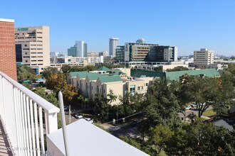 1590 Le Baron Ave in Jacksonville, FL - Building Photo - Building Photo