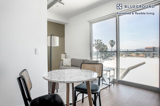 4210 Del Rey Ave in Marina Del Rey, CA - Building Photo - Building Photo