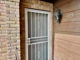 207 Martingale in Laredo, TX - Building Photo