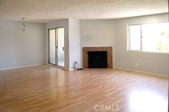 811 6th St, Unit 306 in Santa Monica, CA - Building Photo - Building Photo