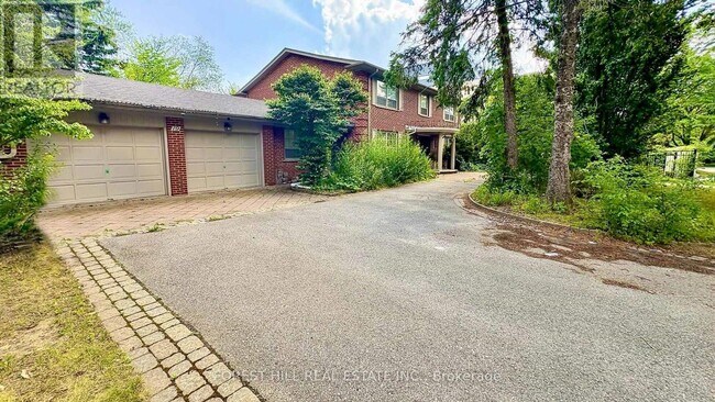 19 Chieftain Crescent in Toronto, ON - Building Photo - Building Photo