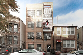 661 51st St in Brooklyn, NY - Foto de edificio - Building Photo