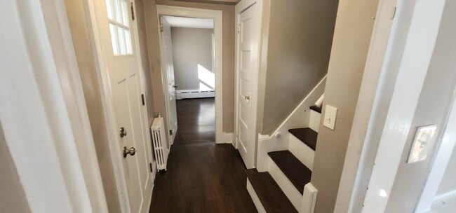 519 Hopewell Rd in South Glastonbury, CT - Building Photo - Building Photo