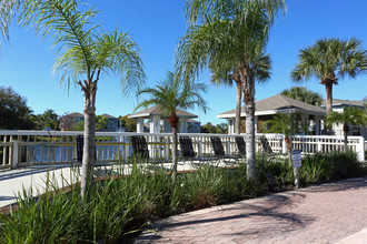 Palm Cove Apartments in Bradenton, FL - Building Photo - Building Photo