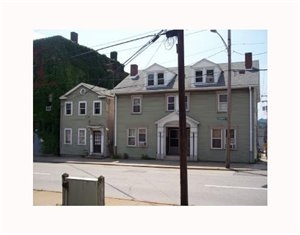 134-138 E Otterman St in Greensburg, PA - Building Photo