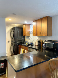 6 Bickford Ave, Unit G in Boston, MA - Foto de edificio - Building Photo