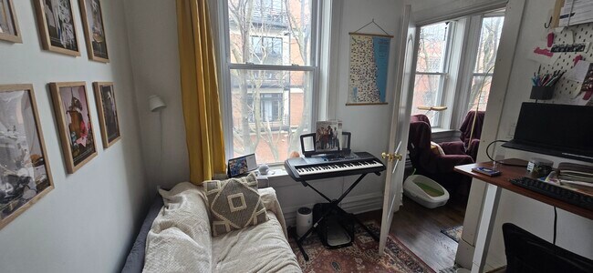 2015 W Saint Paul Ave, Unit 3 in Chicago, IL - Foto de edificio - Building Photo