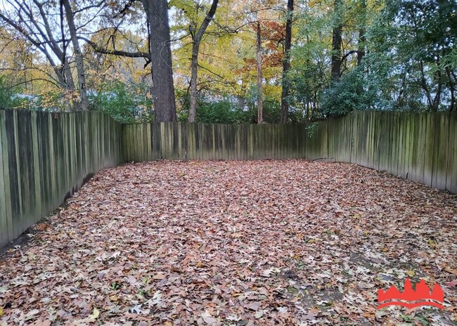 6279 Kirby Downs Dr in Memphis, TN - Building Photo - Building Photo