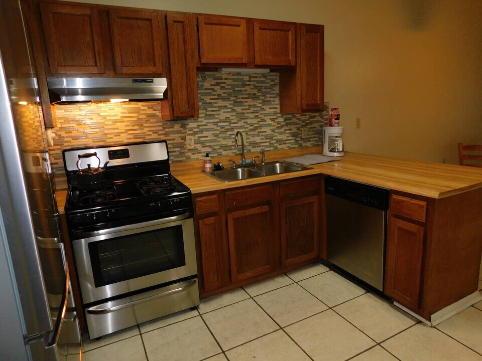 5920 Mona Ln in Pensacola, FL - Building Photo