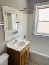 1335 W Carmen Ave, Unit 3B in Chicago, IL - Building Photo - Building Photo