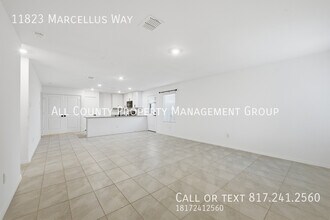 11823 Marcellus Wy in Justin, TX - Building Photo - Building Photo