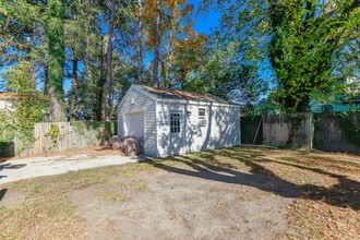 2534 Grandy Ave in Norfolk, VA - Foto de edificio - Building Photo