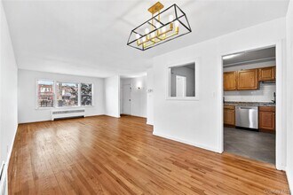 200-04 39th Ave in Queens, NY - Building Photo - Building Photo