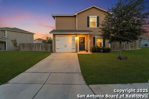 6807 Treselle Ln. in San Antonio, TX - Building Photo