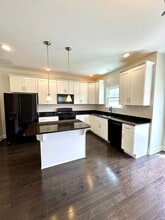 376 Tanzanite Dr in Harrisonburg, VA - Building Photo - Building Photo