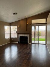 951 Carnival Ave in Las Vegas, NV - Building Photo - Building Photo