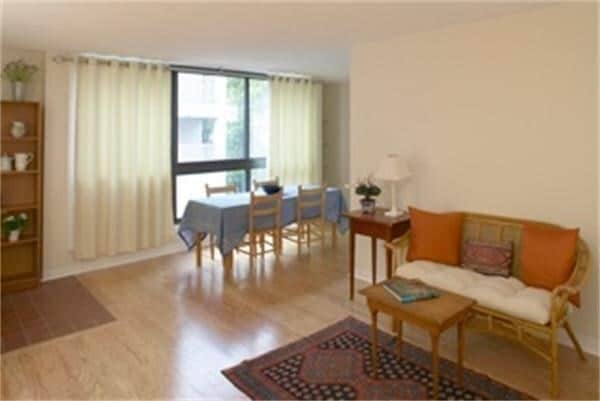 104 Trowbridge St, Unit 5C in Cambridge, MA - Building Photo