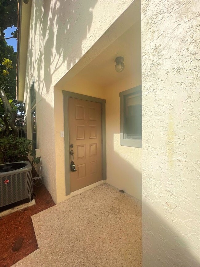 5529 Ilford Ct in Boca Raton, FL - Building Photo - Building Photo