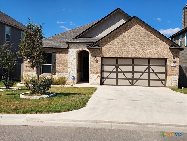 property at 1320 Adam Ln