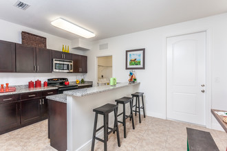 Green Turtle Club - Townhomes in Miami, FL - Foto de edificio - Building Photo