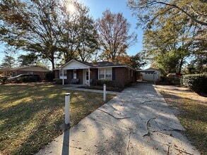 4411 Donwood Dr in Ladson, SC - Building Photo - Building Photo