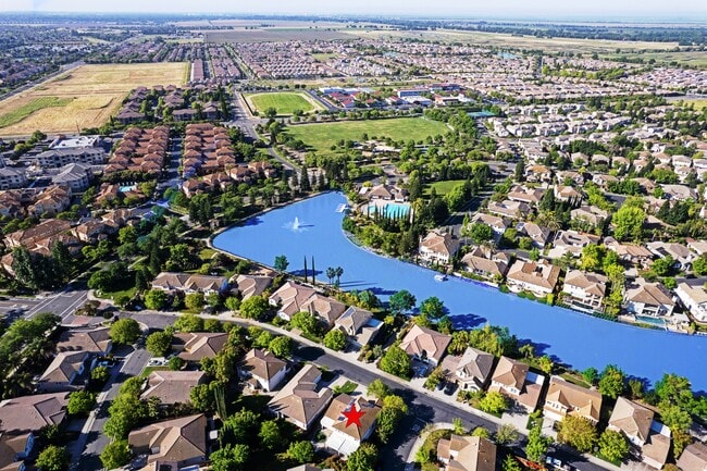 property at 171 Vista Cove Cir