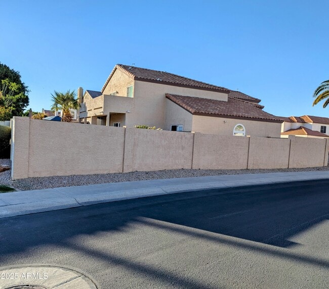 6901 W Marco Polo Rd in Glendale, AZ - Building Photo - Building Photo