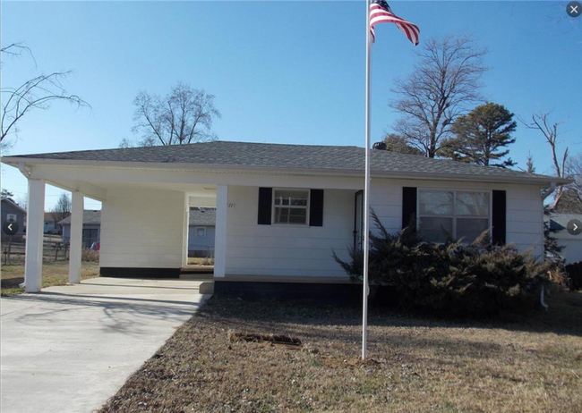 property at 2311 Earl St