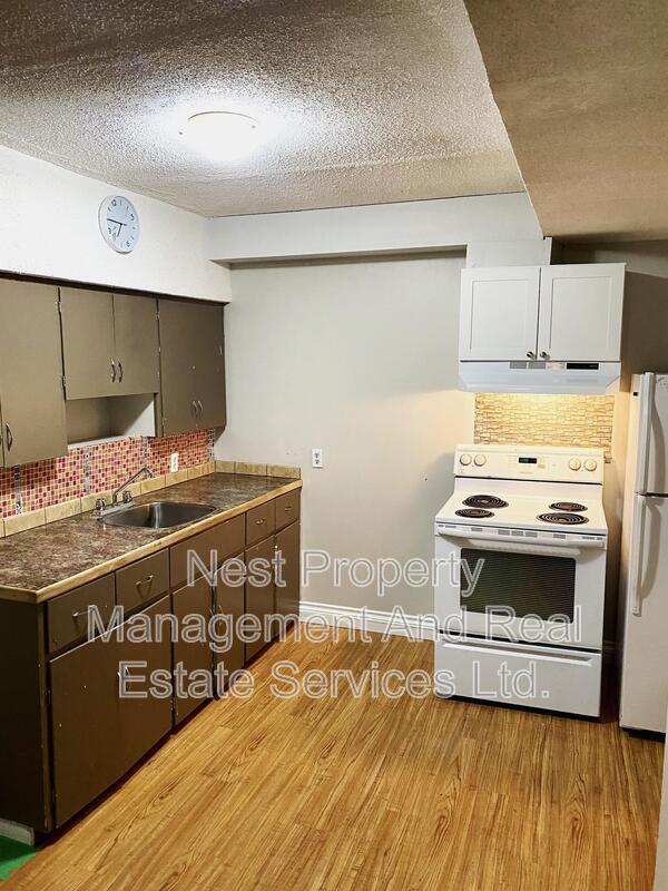 2211 Quince St in Prince George, BC - Building Photo - Building Photo