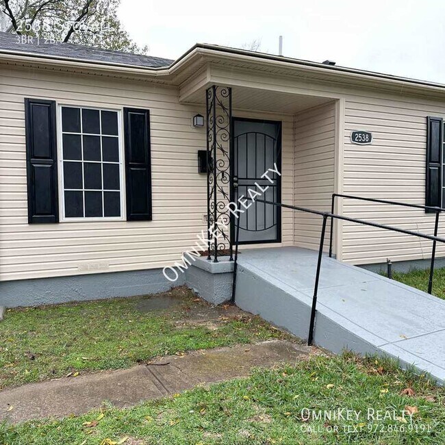2538 Stovall Dr