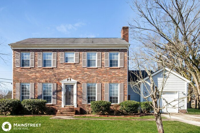 11046 Shandon Way Ln in Charlotte, NC - Foto de edificio