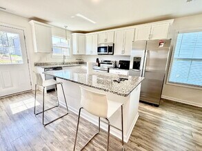 144 Quarry Rdg Rd in Clarksville, TN - Building Photo - Building Photo