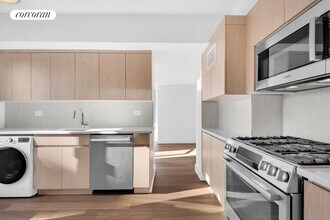 501 E 87th St in New York, NY - Building Photo - Building Photo